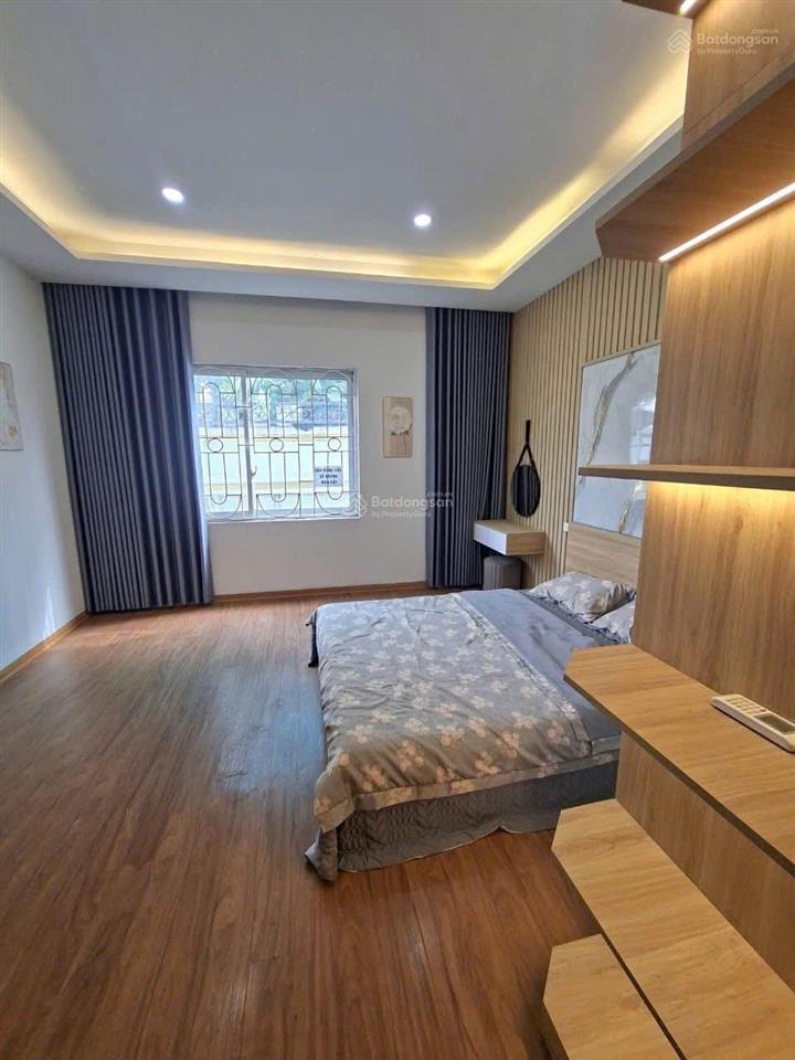 Chính chủ gửi bán. nhà 60m2 có gác lửng đẹp như hình. nhà full nội thất. 5tỉ có thương lượng