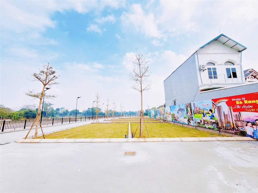 Lô đất 87.5m fun ont sẵn sổ công chứng toạ lạc ngã ba gò cáo xã xuân mai hà nôi