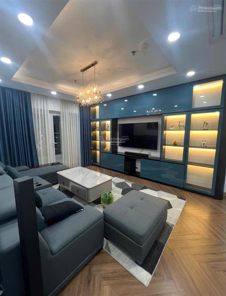 Căn hộ cosmo city 129m2, 3pn 2wc, full nội thất xịn 8,5tỷ sổ hồng sẵn
