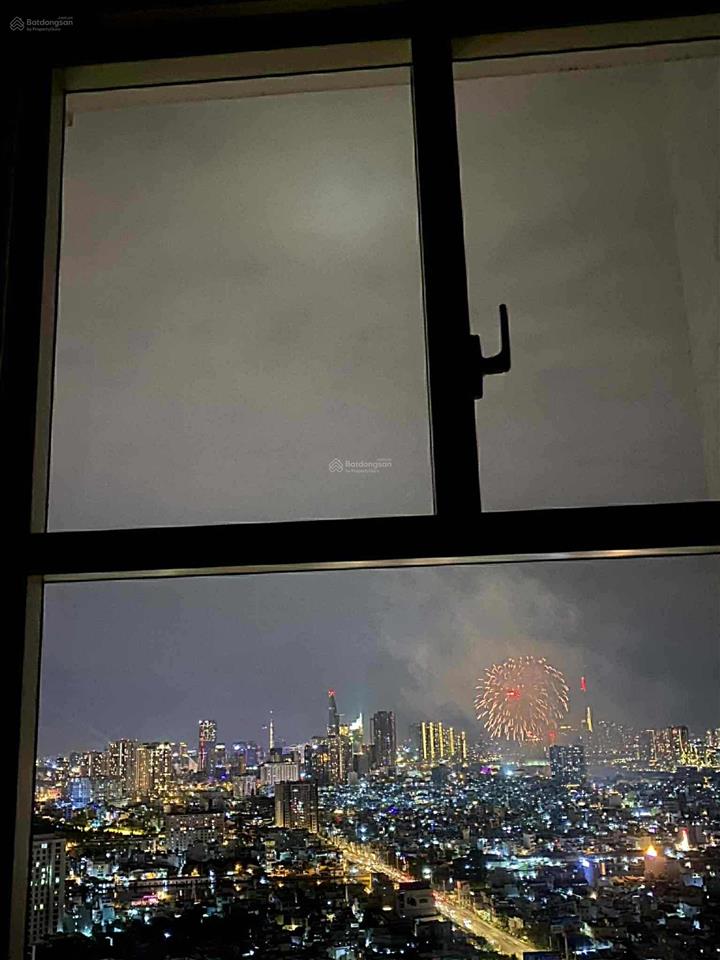 Hot, căn hộ sunrise city central 120m 3pn2wc view đông bắc 9,8tỷ full nội thất sịn sổ hồng giá tốt