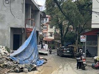 Đất đường hùng hồ  sapa  lào cai