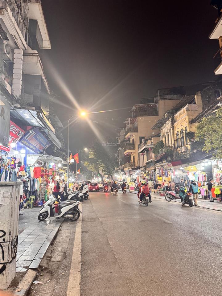 Bán nhà mặt phố hàng đào, 148 tỷ, 141m2, đẹp, mặt tiền 4m, nhiều tiện ích