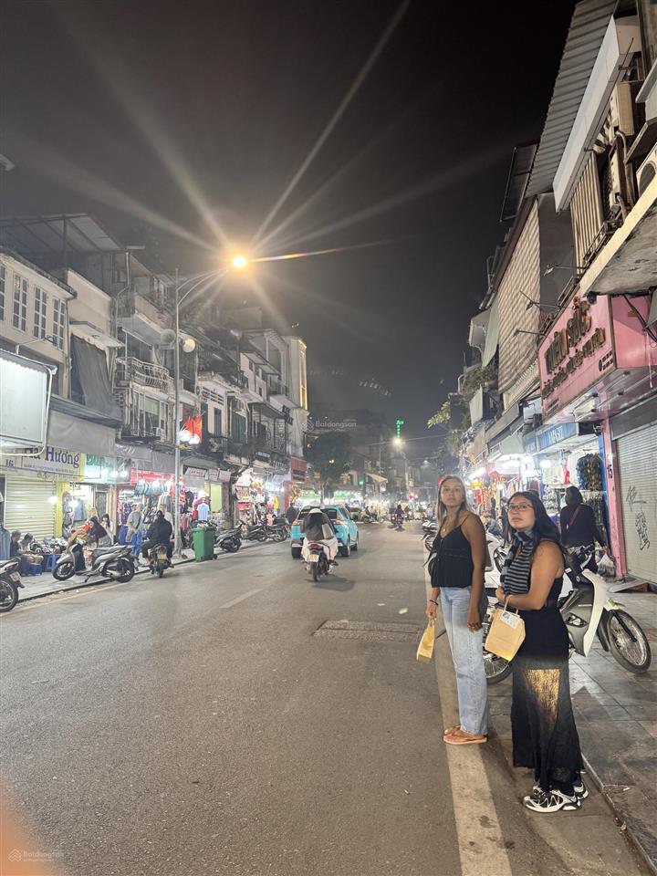 Bán nhà mặt phố hàng đào, 148 tỷ, 141m2, đẹp, mặt tiền 4m, nhiều tiện ích