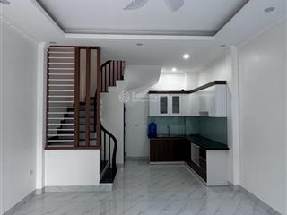  nhà phú diễnquá đẹpdt 35 m2. nhà 5 tầng  giá 6.8 tỷ. quá dẻ.  e dũng.0967 964 ***