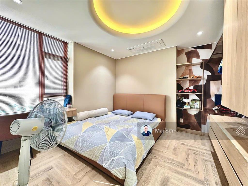 Kẹt tiền cần bán gấp căn hộ cantavil premier 4 phòng ngủ, nội thất cao cấp giá 17,8 tỷ.