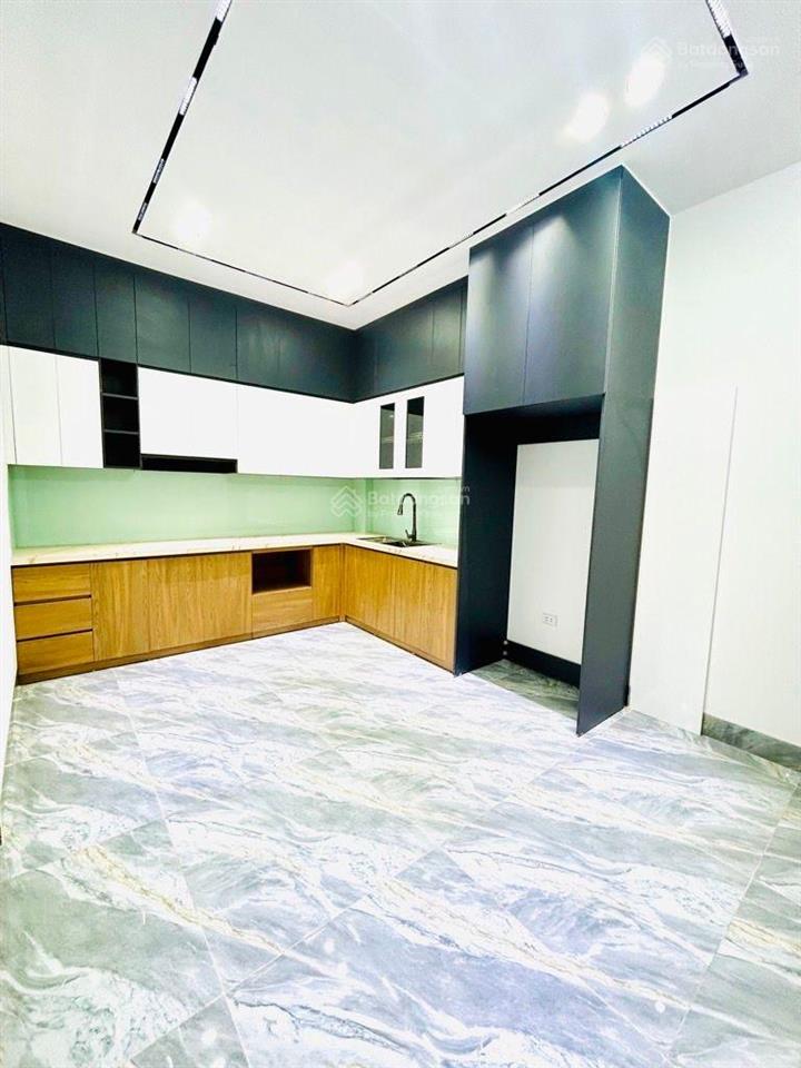 Bán nhà tạ quang bửu 41m, nhà mới đón tết, phân lô, oto đỗ, ngõ thông