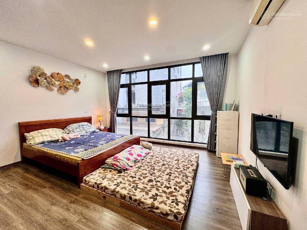 Bán nhà tạ quang bửu, nhà mới đón tết, ngõ thông, phân lô oto đỗ, dân chí cao, ở sướng