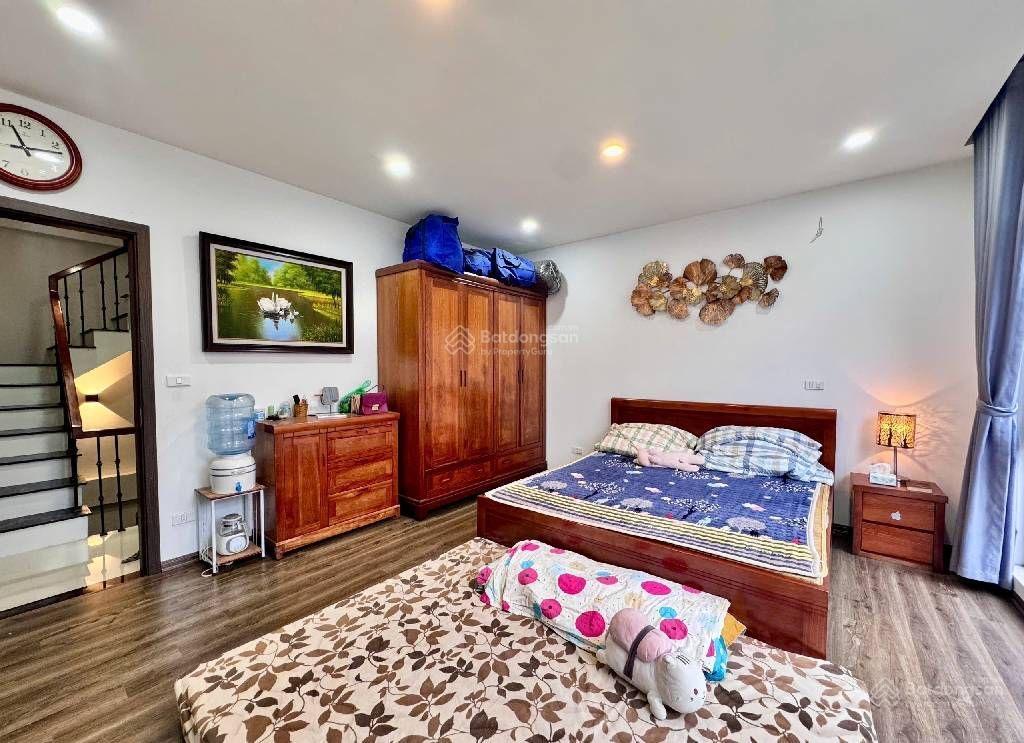 Bán nhà tạ quang bửu, nhà mới đón tết, ngõ thông, phân lô oto đỗ, dân chí cao, ở sướng