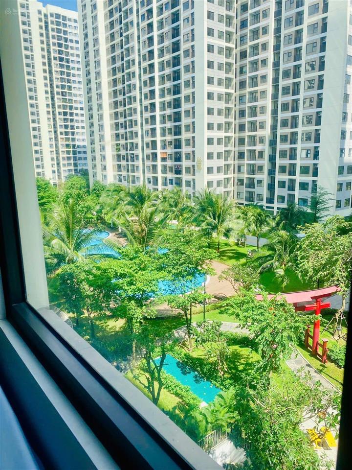 Chính chủ cắt lỗ căn studio vinhomes phân khu origami, 1,8 tỷ, 30m2, 1wc, nội thất cơ bản