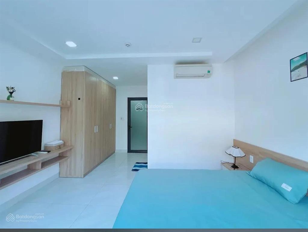 Bán gấp nhà gần biển mỹ khê ngũ hành sơn, kinh doanh phố tây, diện tích 67.5m2  4.5 tầng  mt 4.5m