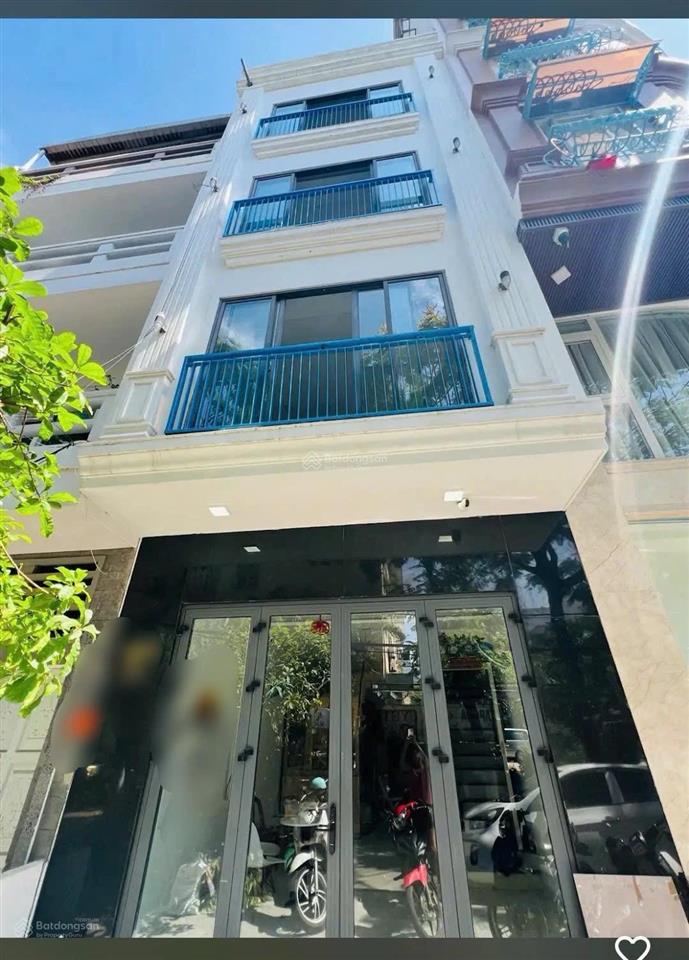 Bán gấp nhà gần biển mỹ khê ngũ hành sơn, kinh doanh phố tây, diện tích 67.5m2  4.5 tầng  mt 4.5m