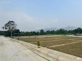 Bán nhanh lô đất 2 mặt tiền sát khu cn bảo hiệu giá chỉ nhỉnh 3tr/m2!  0393 353 ***