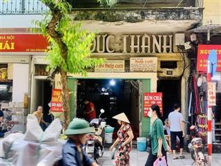 Cho thuê nhà mặt phố hàng bồ  diện tích 30m², mt 3m, trung tâm hoàn kiếm  cơ hội vàng kinh doanh