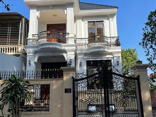 Hàng hiếm thanh khoản gấp 2 căn nhà đẹp trung tâm tp vĩnh yên, giá cực tốt