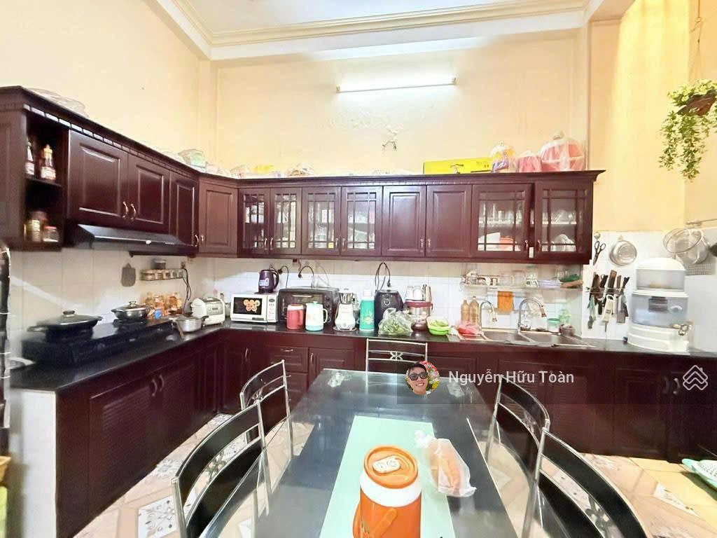 12t4tầng 5x22m hẻm xe hơi đường nguyễn kiệm ngay bệnh viện 175, phường 3 quận gò vấp gần sân bay