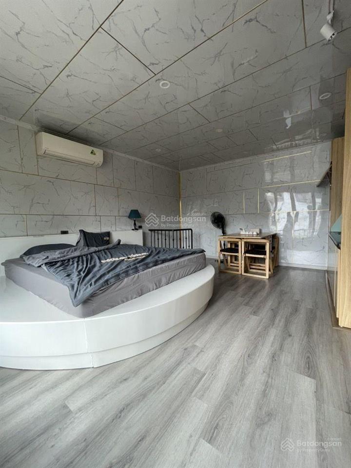 Nhà mặt phố hàng lược  hoàn kiếm  homestay phố cổ