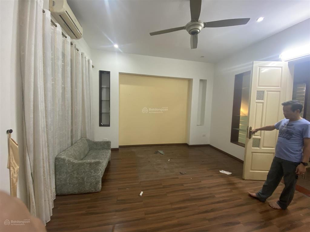 Cho thuê liền kề phố thâm tâm, cầu giấy. dt 75m2, 4 tầng, mt 5m. ngõ ô tô tránh, giá 30 tr/th