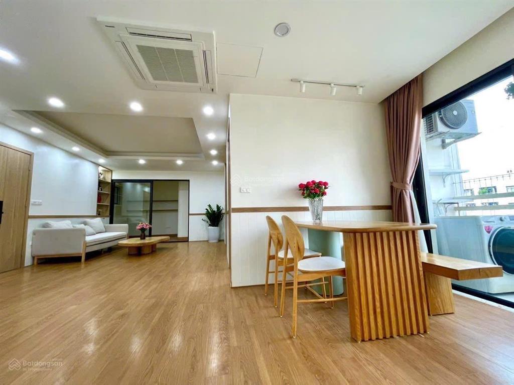Diện tích 80m2 . thiết kế 3ngủ, 2vệ sinh .