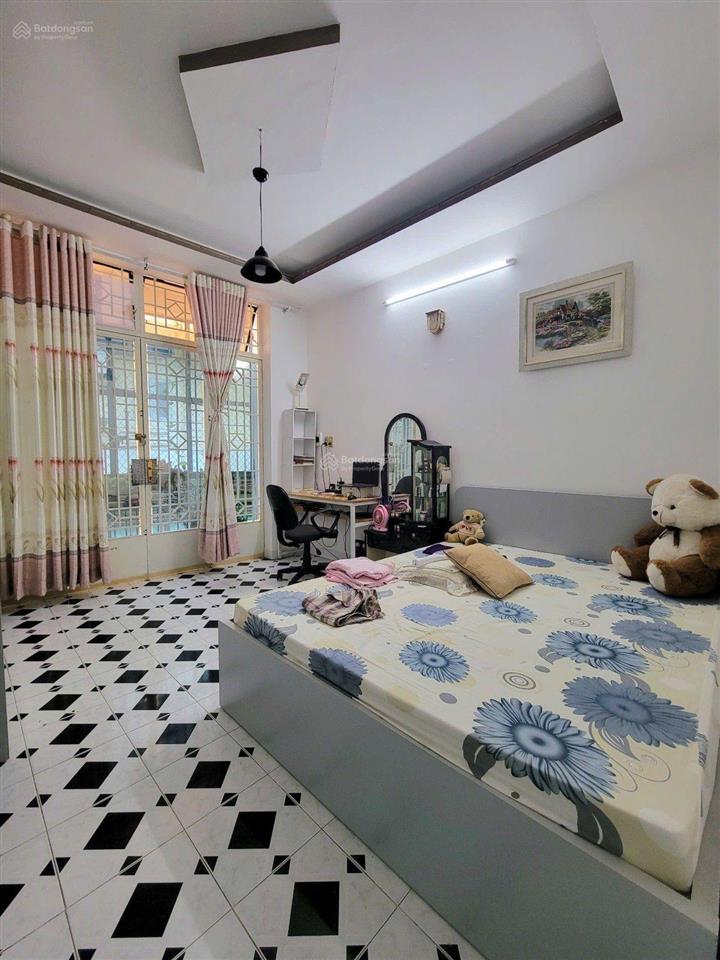 2/ bùi thế mỹ, phường 10 tân bình dt3.6x8 sổ a4. 1trệt 2lầu 2phòng ngủ lớn 3wc cách 10ra mặt tiền