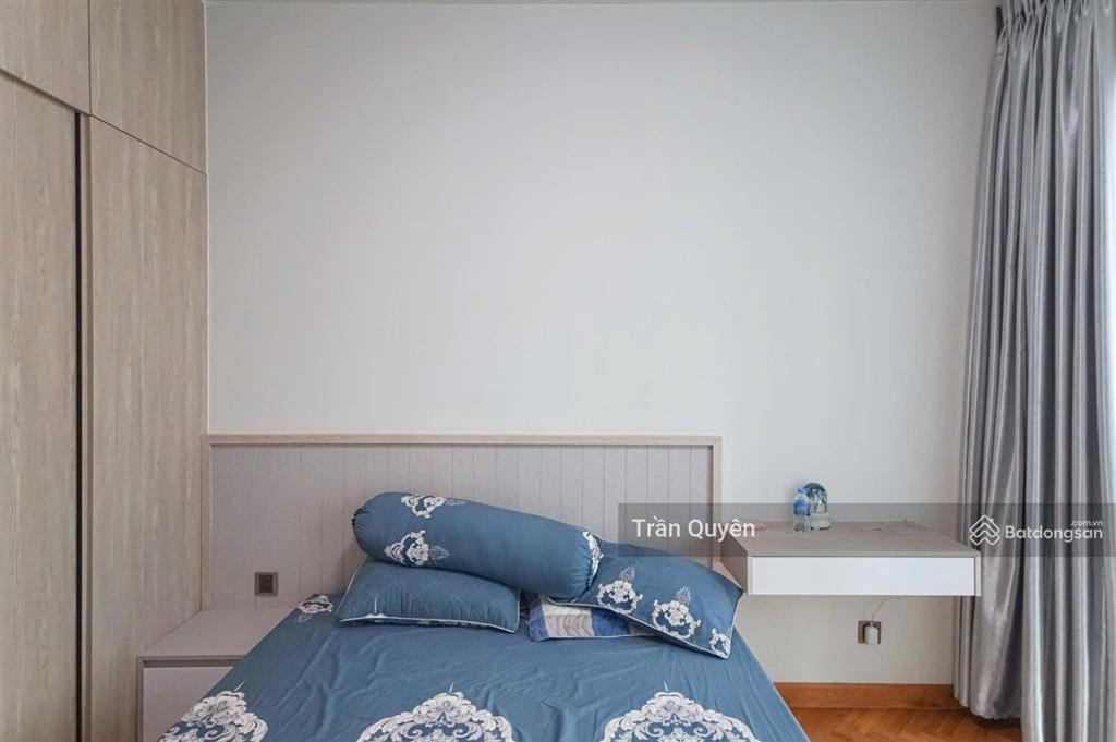 2pn giá tốt 9.3 tỷ  không gian bếp mở  view hồ bơi  pháp lí sẵn sàng  nhà xinh  giá tốt