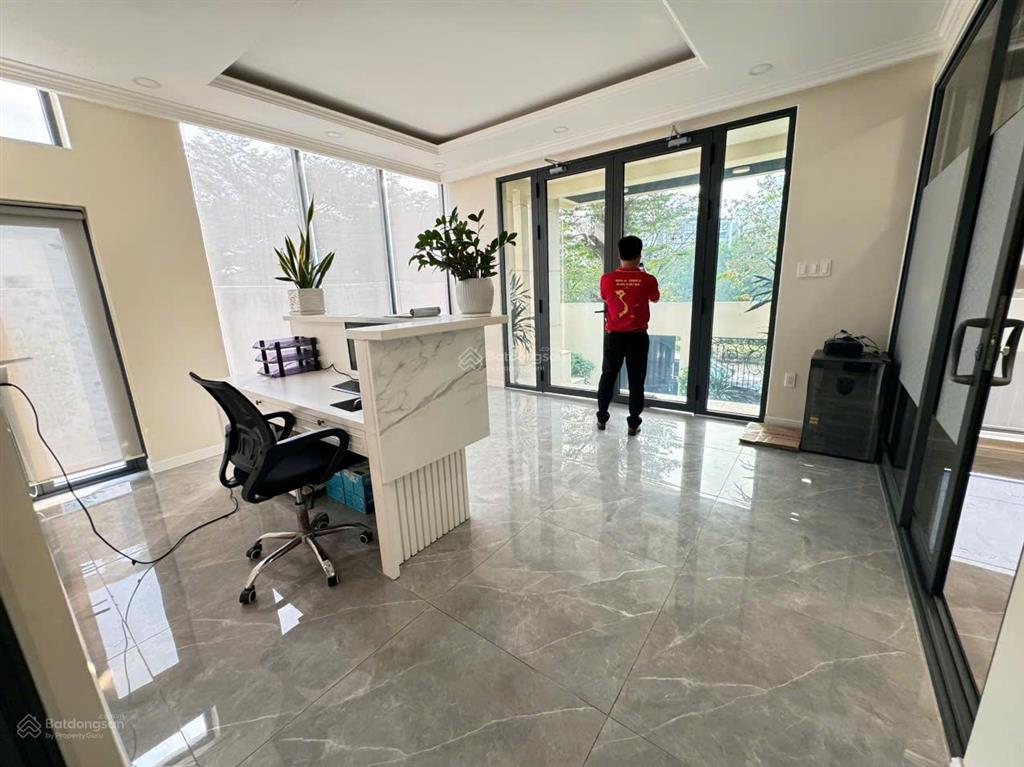 Cho thuê văn phòng biệt thự the everrich 3  quận 7 giá chỉ 40 tr/tháng