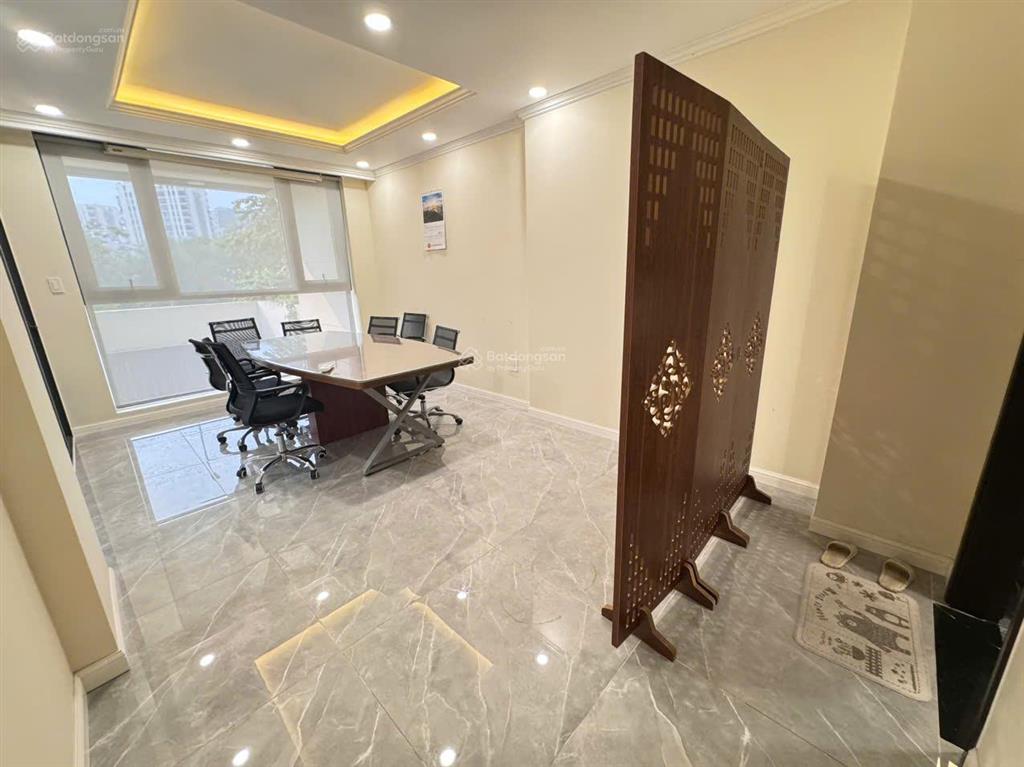 Cho thuê văn phòng biệt thự the everrich 3  quận 7 giá chỉ 40 tr/tháng