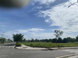 Bất ngờ lớn! lô góc chỉ 2,7 tỷ  270m2 ngay ql1a