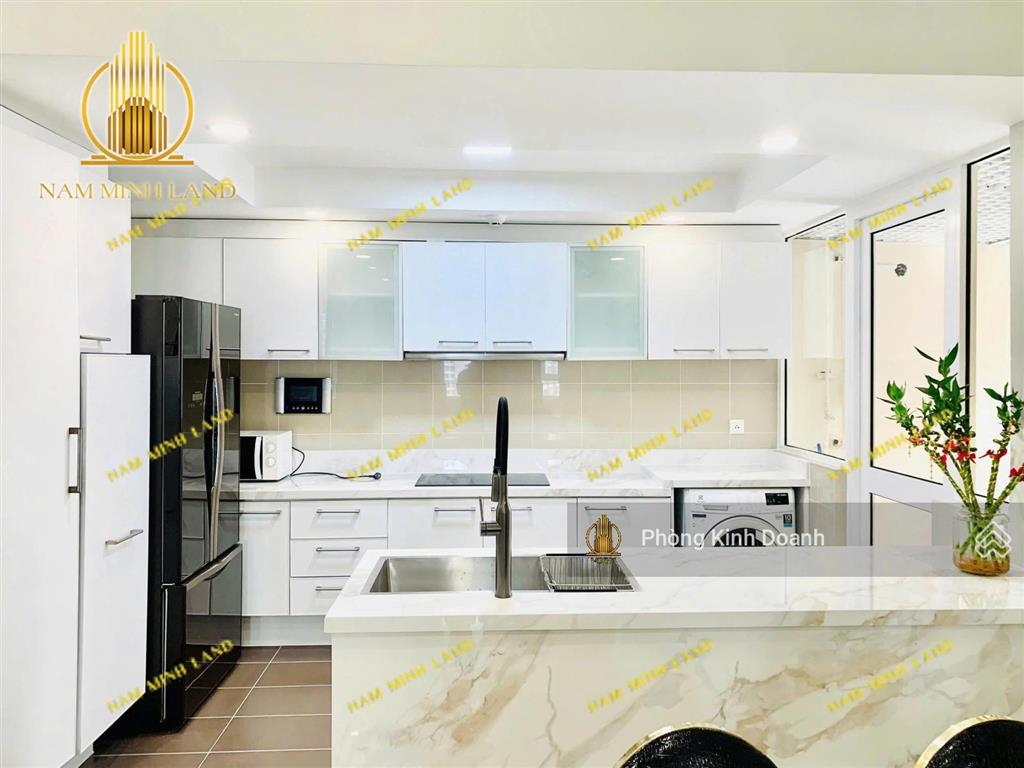 Nam minh land  bán căn hộ saigon pearl  3 phòng ngủ, 135 m2 tầng cao, nhà mới, sẵn hợp đồng thuê