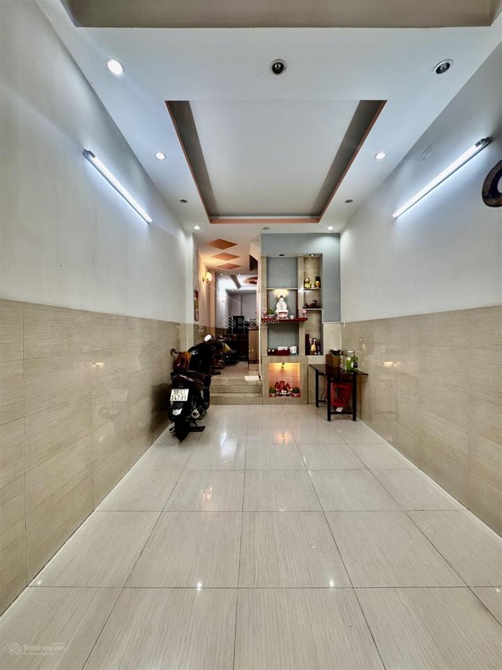 Nhà 5 tầng btct 20m ra mt ngô gia tự quận 10 50m2 4pn khép kín chỉ 9,5t