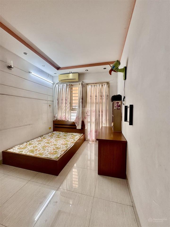 Nhà 5 tầng btct 20m ra mt ngô gia tự quận 10 50m2 4pn khép kín chỉ 9,5t