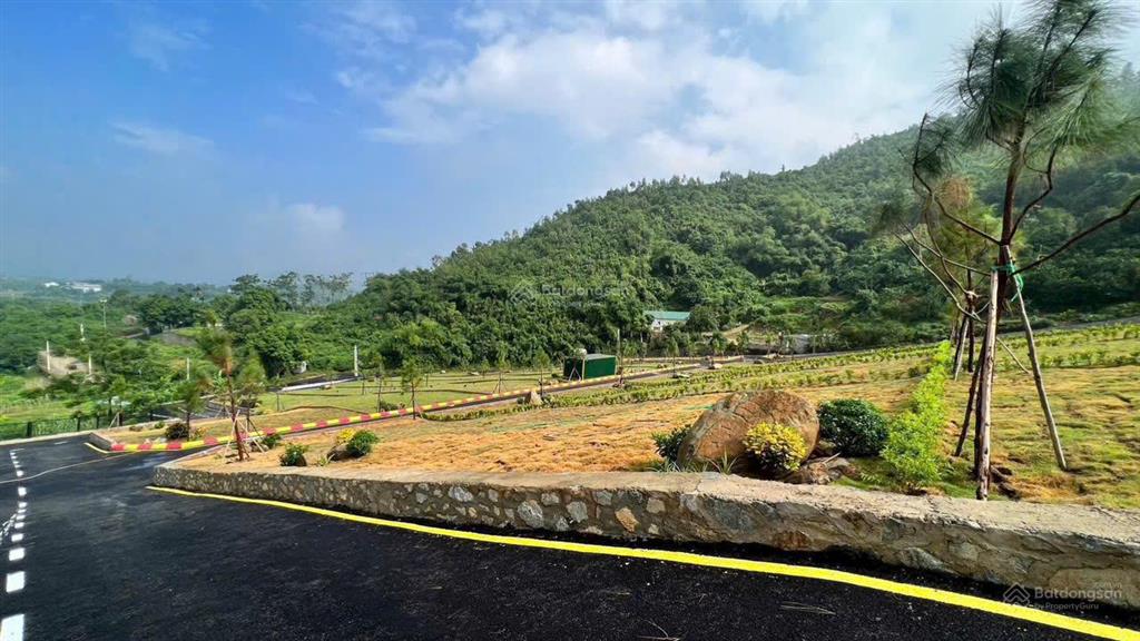 Chỉ hơn 10tr/m² sở hữu ngay 300m² đất nghỉ dưỡng, cách trung tâm hà nội 30 phút