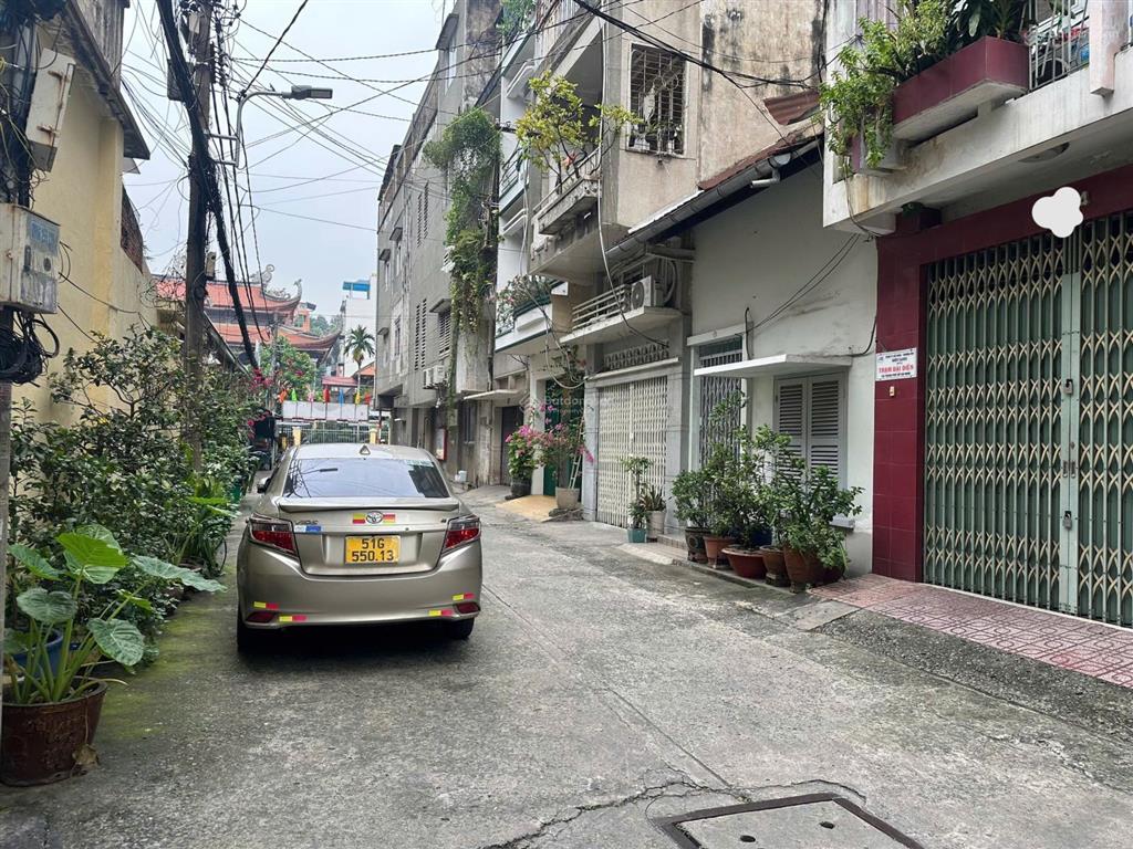 Bán gấp trong tháng  bán nhà nguyễn trãi 84m² 3 tầng  20 tỷ