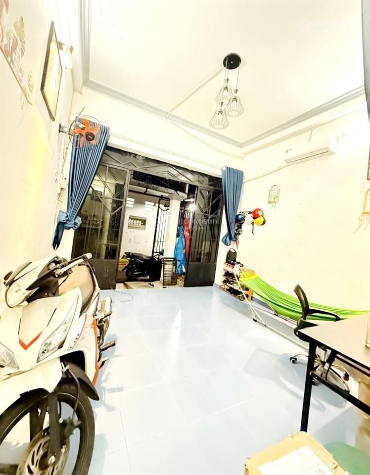 Bán nhà ngay chợ cây quéo, 4 tầng btct, giáp phú nhuận, gò vấp, 10m ra mặt tiền hoàng hoa thám