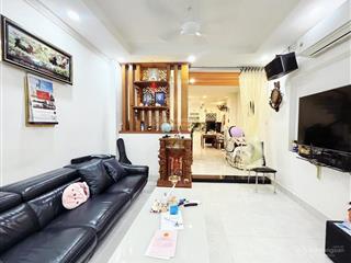 Chủ bán gấp nhà ngay chợ bà chiểu, dt (4.6x13), 4 tầng btct, 7 pn, phường 12, bình thạnh