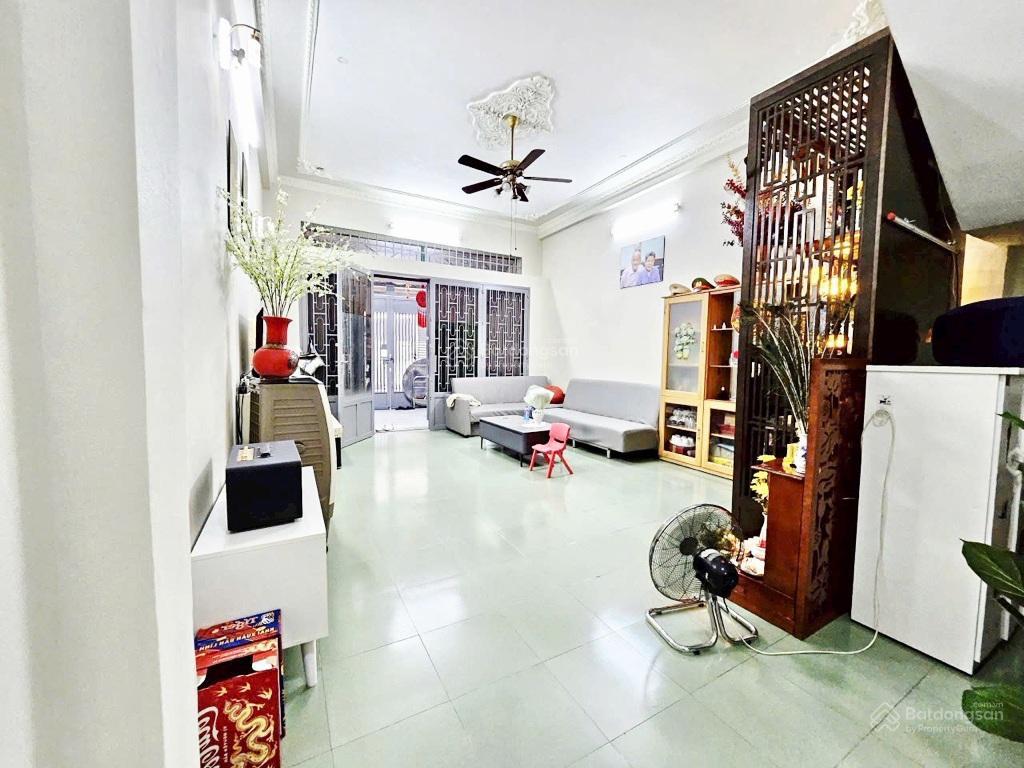 Nhà mới nên mua, hẻm xe hơi thông, dt 80m2, 5 tầng btct, gần chợ bà chiểu, phường 11, bình thạnh