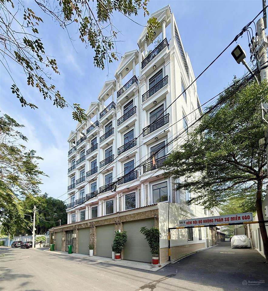 Nhà 4 tầng 59.2m2 góc 2 mt sân ô tô, nở hậu tài lộc 4.7m, cạnh vạn phúc city, urban green