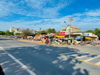 Cần tiền kd, bán mảnh 202m2 có 50m2 tc gần ql13 ngay sau chợ dân đông, giá 180 triệu, sổ hồng riêng