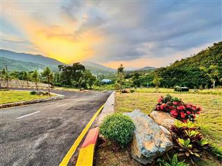 Bán 317mđồng vỡphú mãn quốc oai chỉ 4.1tỷ oto vào đấtđường trải nhựa đẹp long lanh