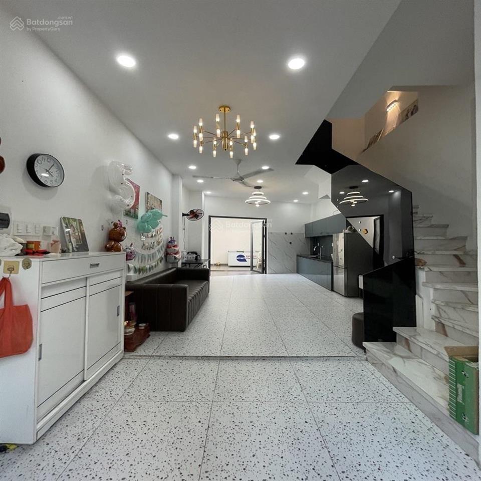 Siêu phẩm 3 tầng đúc kiên cố  ngang 4.2m cực đẹp  mã lò bình tân  chỉ 4.3 tỷ!