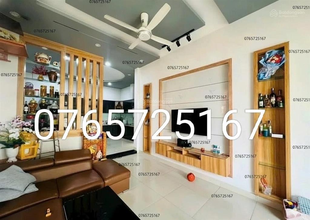 Bán nhà ngay bến xe quận 8, 5x24m. giá 860 triệu. đang cho thuê 18 triệu/ tháng