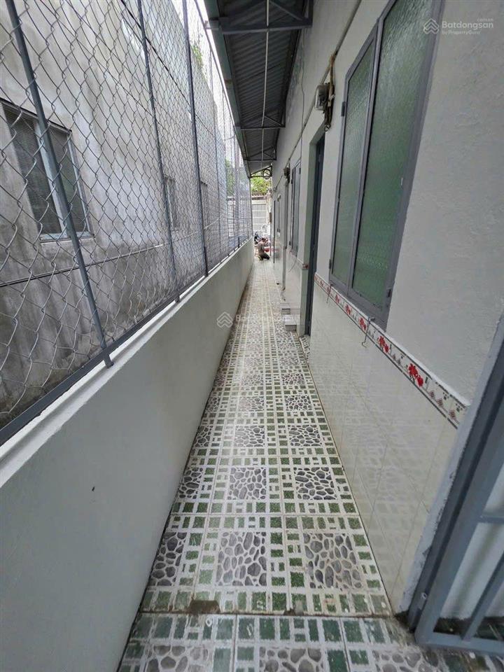 Cho thuê nhà nguyên căn hẻm 306 nguyễn văn tạo, 90m2, 7 triệu/ tháng