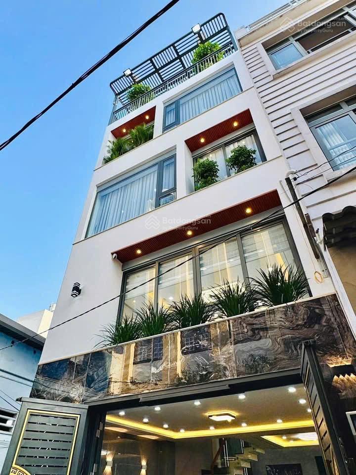 Giá chưa từng có 92,5m2, đ. đoàn thị điểm, p. 1, phú nhuận, sổ sẵn, công chứng ngay