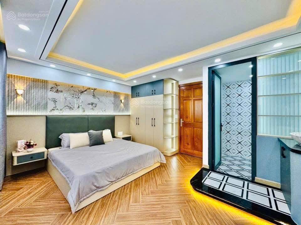 Giá chưa từng có 92,5m2, đ. đoàn thị điểm, p. 1, phú nhuận, sổ sẵn, công chứng ngay