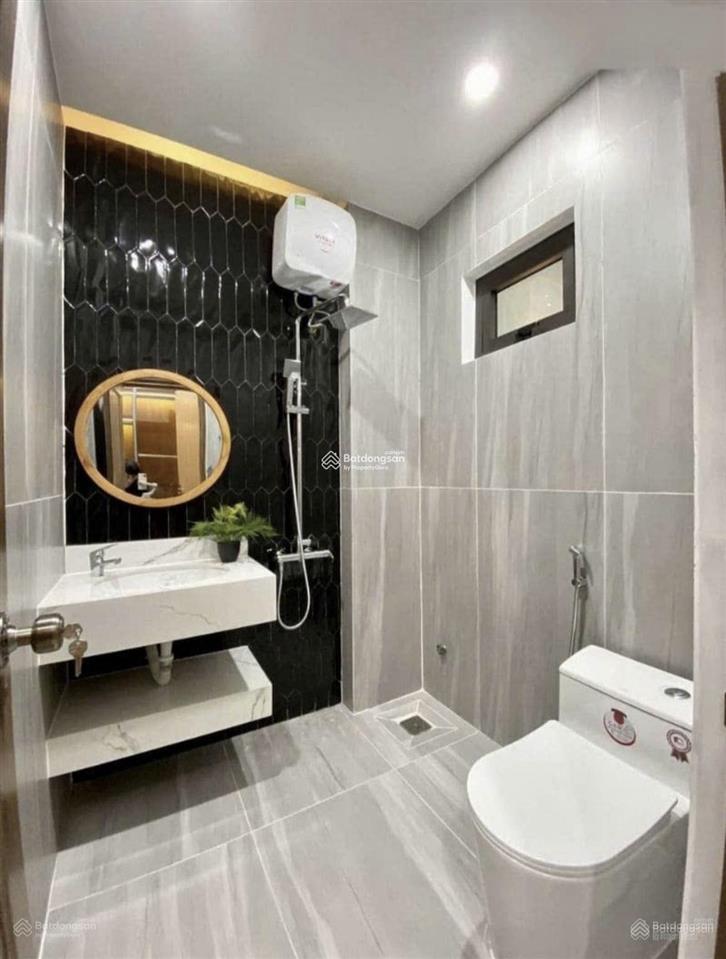 Duy nhất 1 căn đ. kỳ đồng, p. 9, quận 3, 71,5m2,giá 3tỷ 2 hẻm 6m, sổ hồng riêng,  0898 618 ***