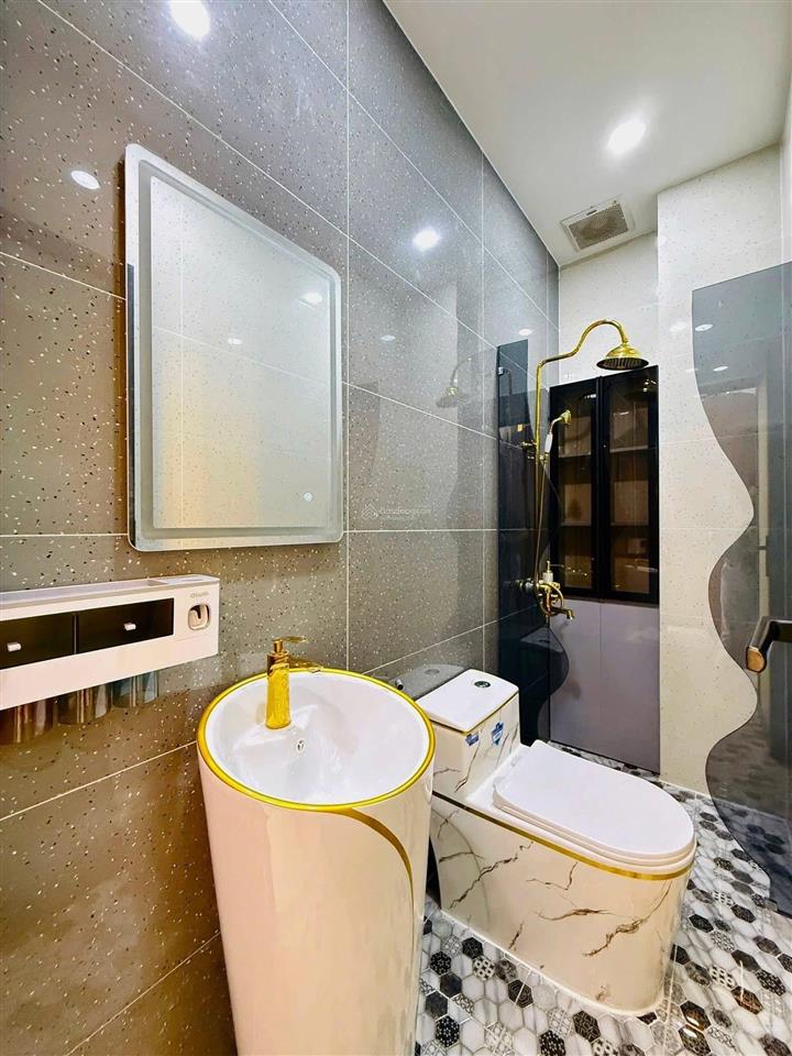 Chính chủ cần bán tại lê lộ, phú thọ hòa, tân phú 3 tầng, 77m2/3 tỷ 400 ngang 5m mặt tiền rộng 8m