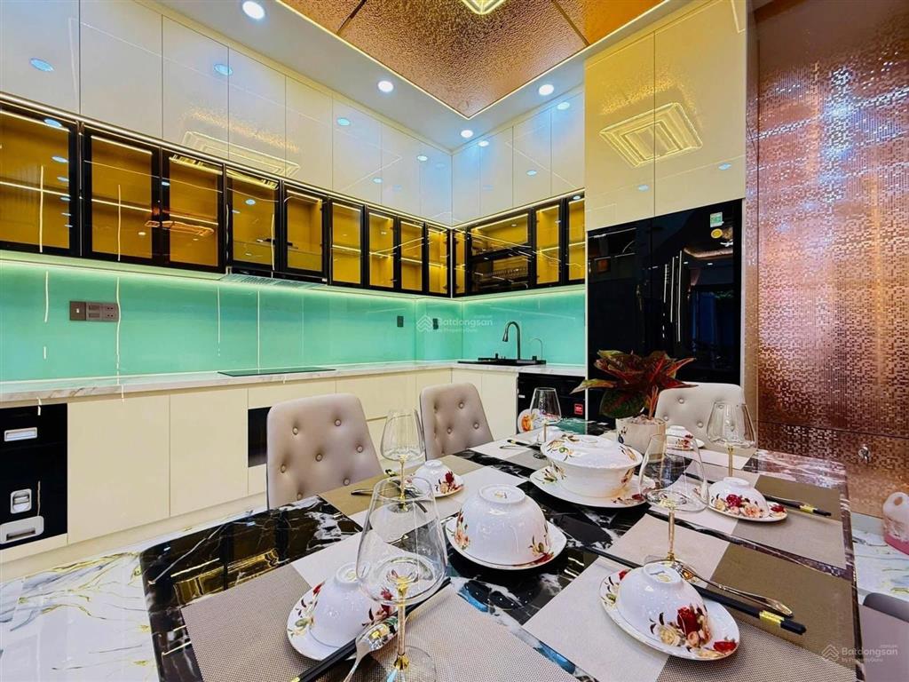 Chính chủ cần bán tại lê lộ, phú thọ hòa, tân phú 3 tầng, 77m2/3 tỷ 400 ngang 5m mặt tiền rộng 8m