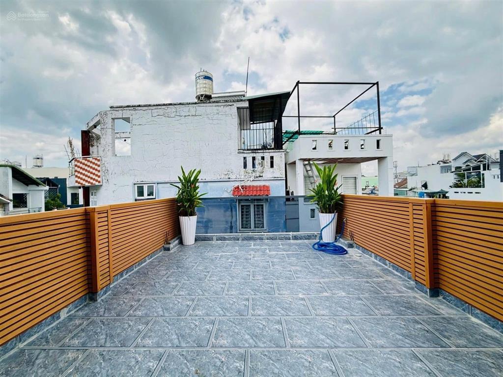 Chính chủ cần bán tại lê lộ, phú thọ hòa, tân phú 3 tầng, 77m2/3 tỷ 400 ngang 5m mặt tiền rộng 8m