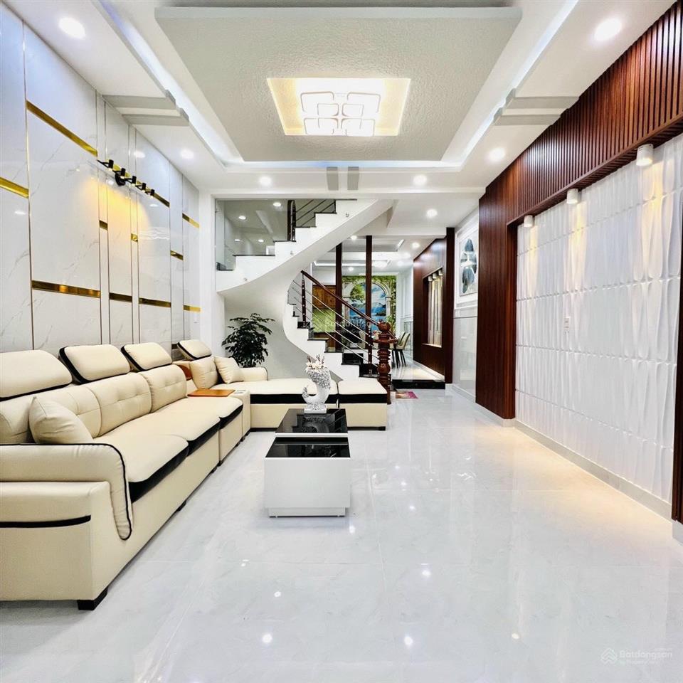 Cô hòa bán nhà mặt tiền thành công, tân phú, 87,2 m2/ nhà 4 tầng sổ riêng, đường rộng 10m