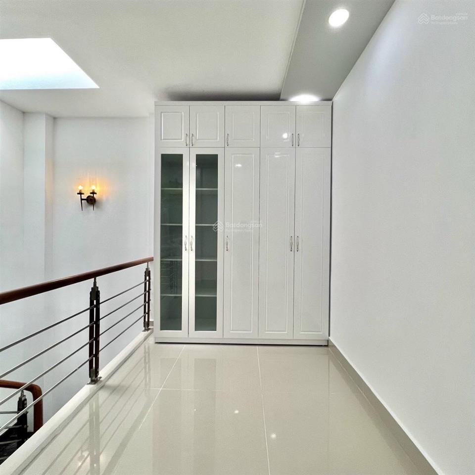 Cô hòa bán nhà mặt tiền thành công, tân phú, 87,2 m2/ nhà 4 tầng sổ riêng, đường rộng 10m