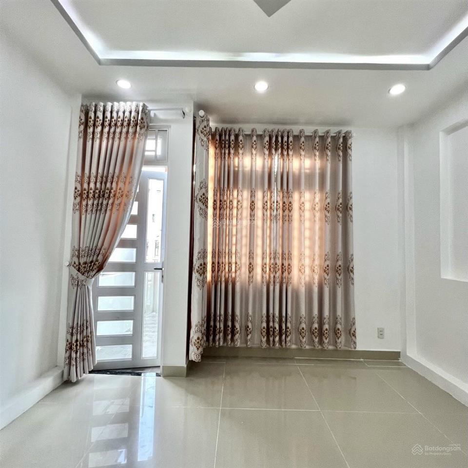 Cô hòa bán nhà mặt tiền thành công, tân phú, 87,2 m2/ nhà 4 tầng sổ riêng, đường rộng 10m
